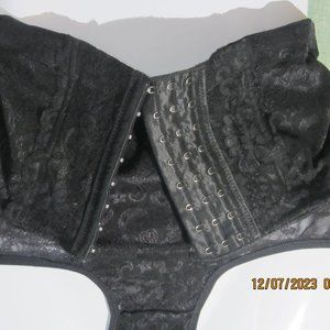 (2 pair) designer shape-wear like New panties